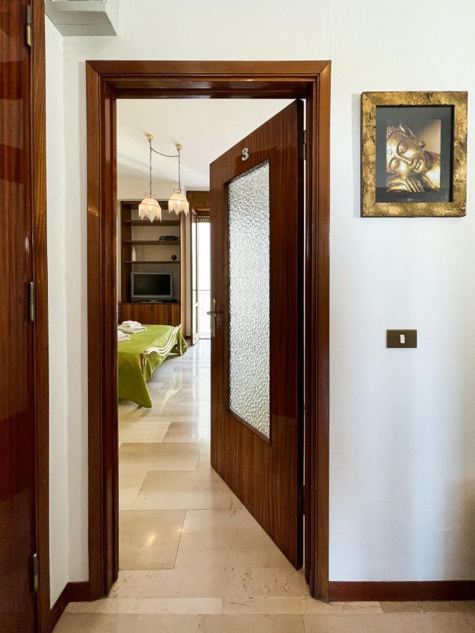 Отель Casa Gramsci - Affitti Brevi Italia Модена Экстерьер фото